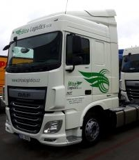 Dva nov tahae DAF XF460